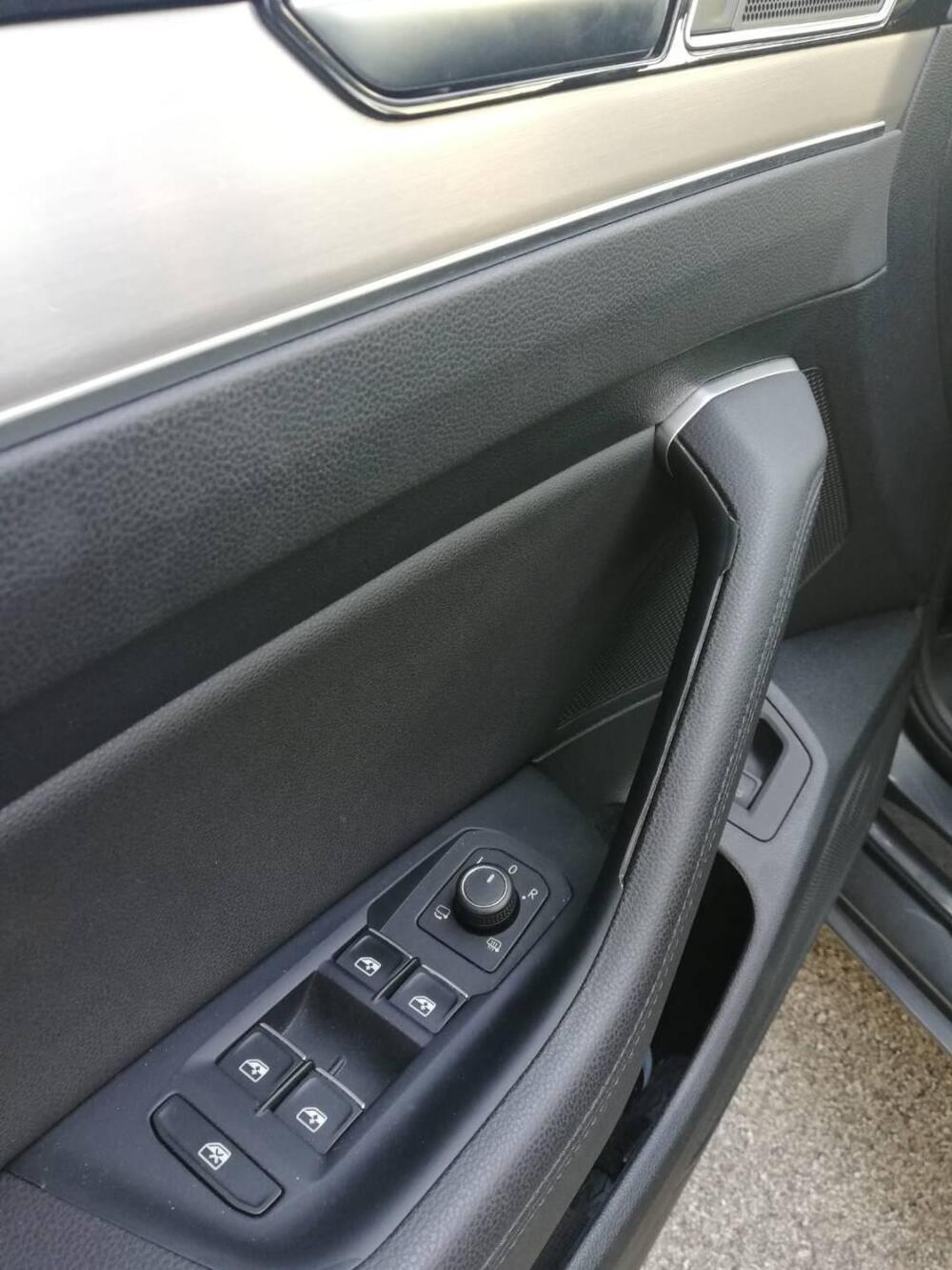 Volkswagen Passat Variant usata a Treviso (10)