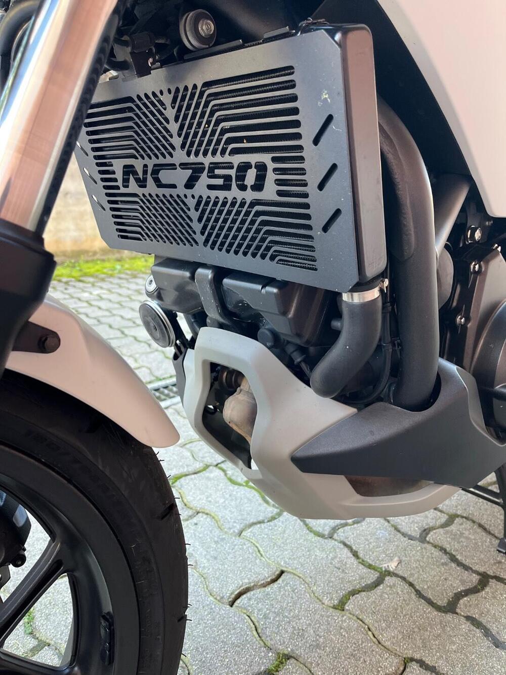 Honda NC 750 X ABS (2014 - 15) (8)