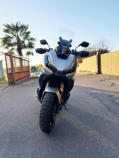 Honda ADV 350 (2022 - 24) usata