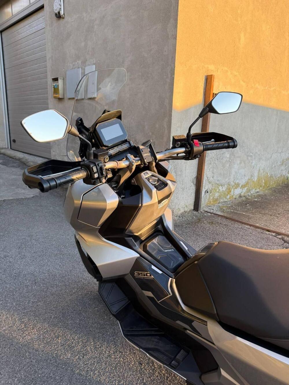 Honda ADV 350 (2022 - 24) (8)