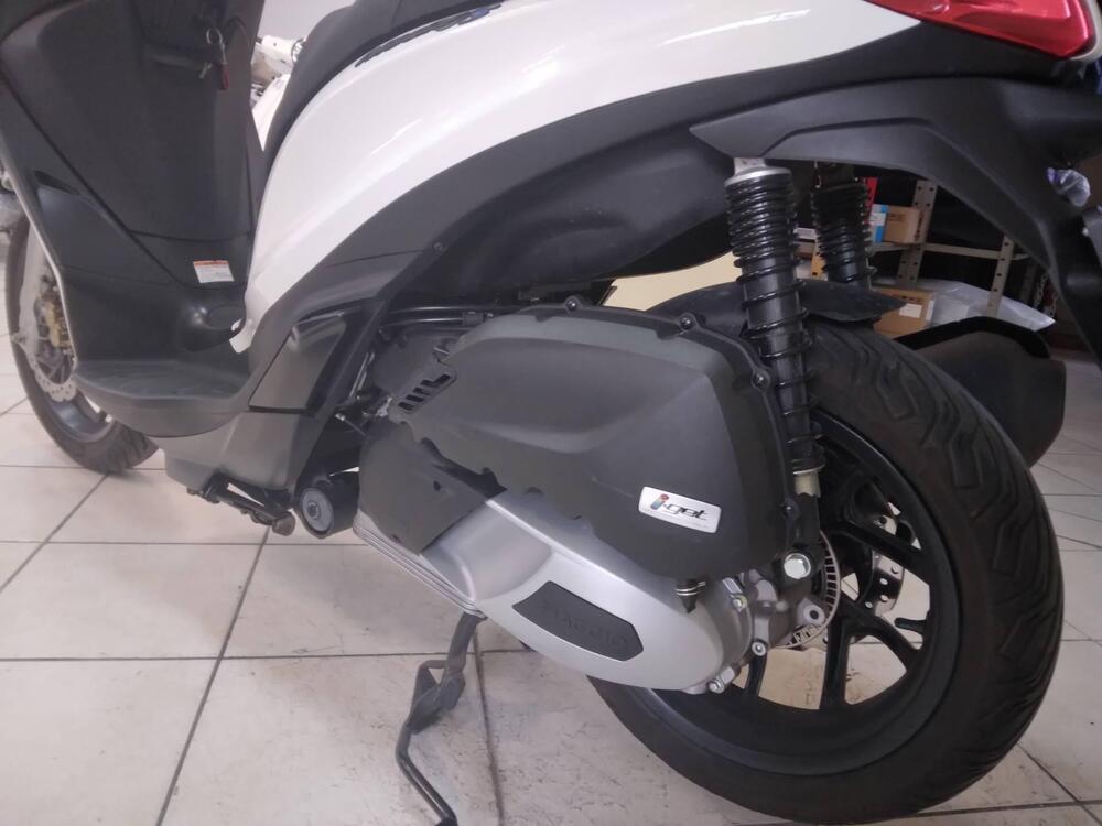 Piaggio Medley 200 S (2025 - 26) (9)