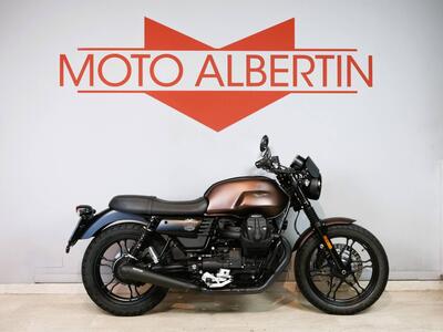 Moto Guzzi V7 III Stone (2017 - 20) usata