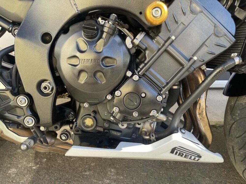 Yamaha FZ8 (2010 - 12) (8)