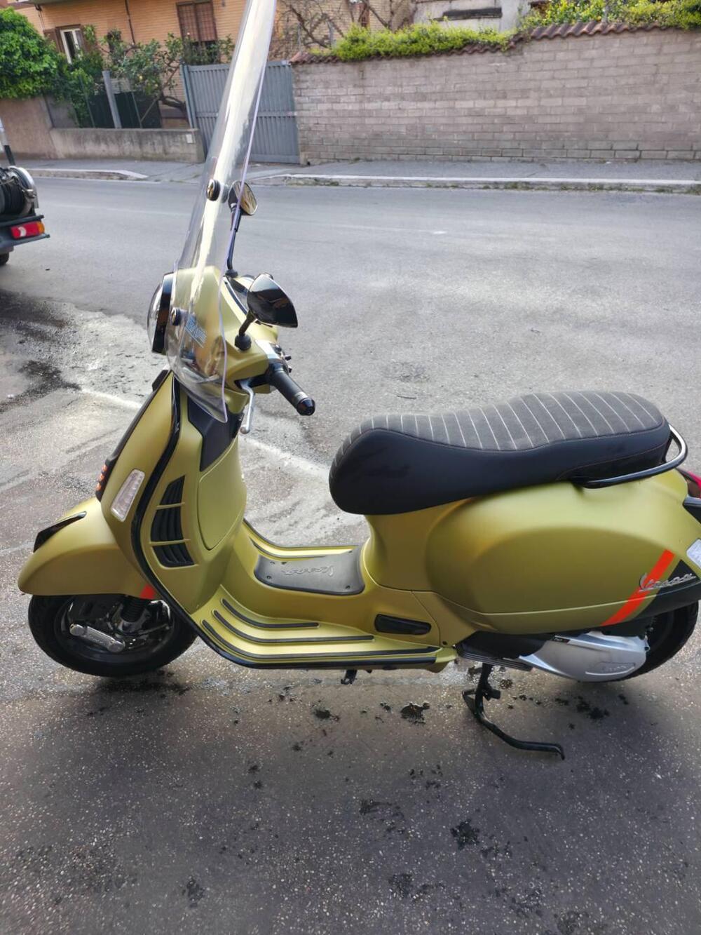 Vespa GTS 300 Super Sport (2023 - 24) (2)
