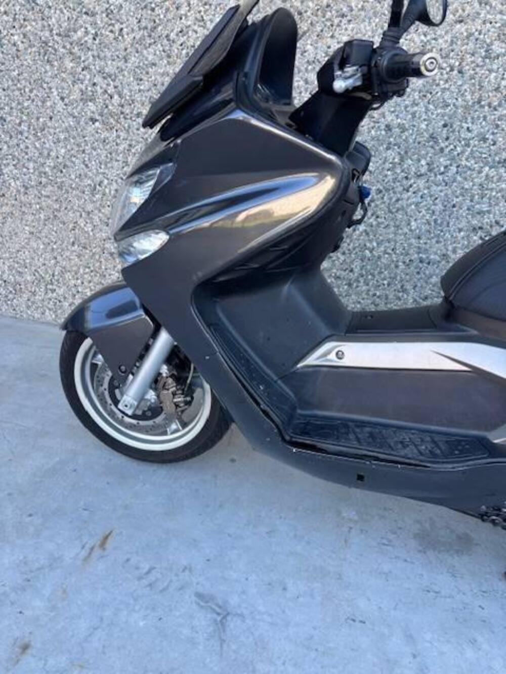 Kymco Xciting 500 i (2007 - 11) (5)