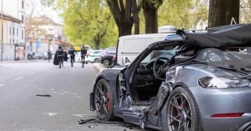 Porsche a noleggio a 21 anni: perch&eacute; &egrave; legale e perch&eacute; forse non dovrebbe esserlo