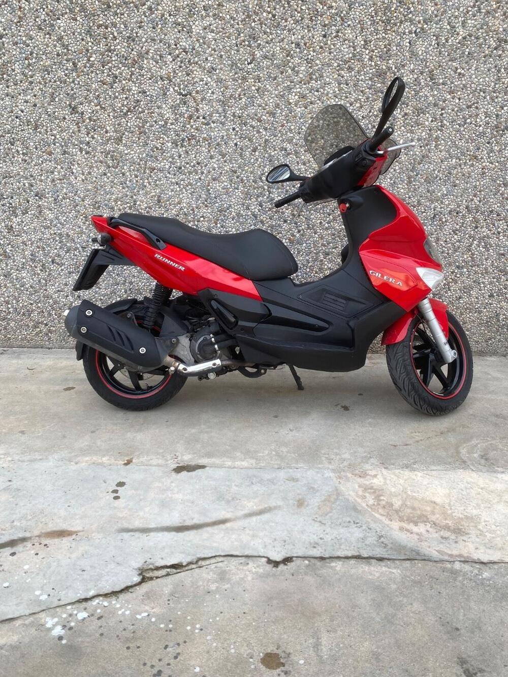 Gilera Runner 125 ST (2007 - 16) (4)