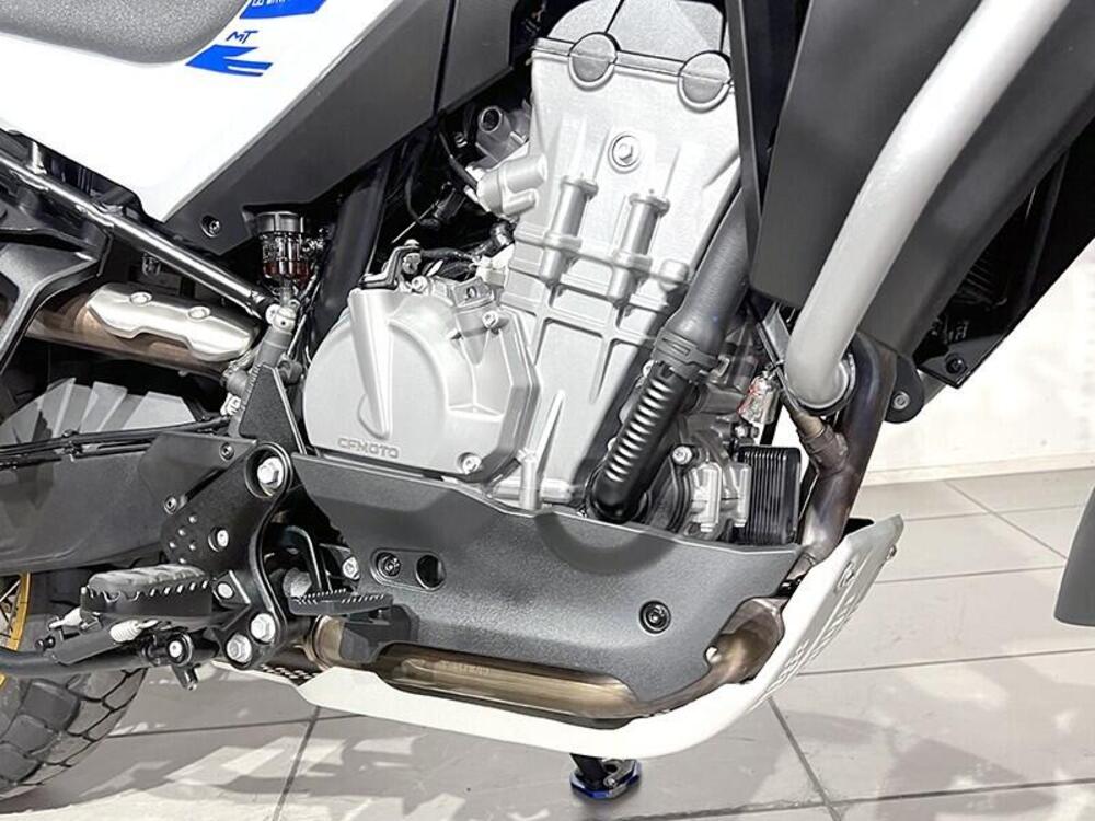 CFMOTO 800MT Explore (2023 - 26) (3)