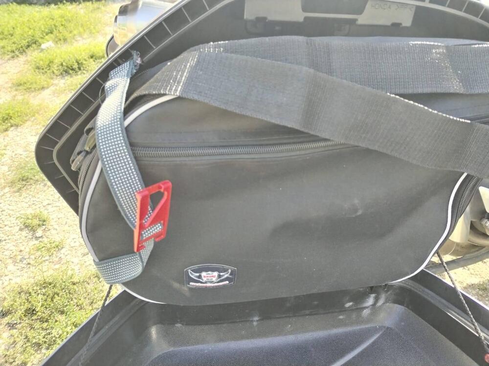 Honda VFR 800 (2006 - 13) (6)