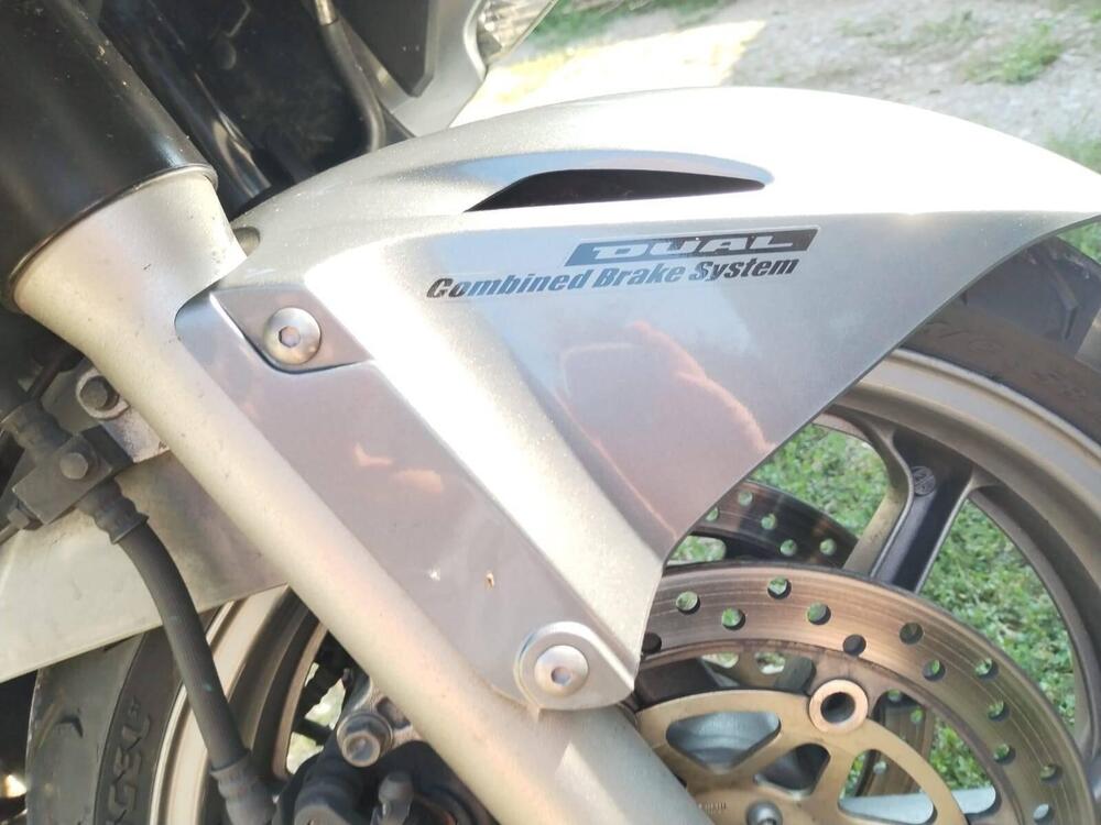 Honda VFR 800 (2006 - 13) (12)