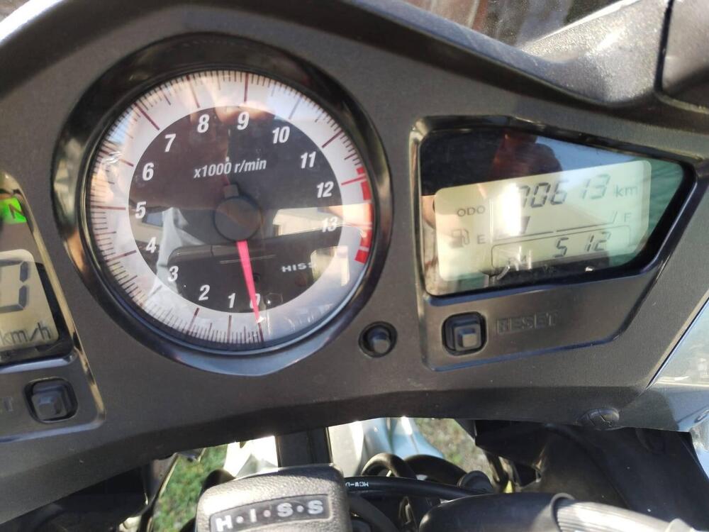 Honda VFR 800 (2006 - 13) (16)