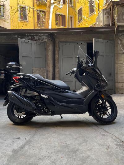 Honda Forza 350 (2025 - 26) usata