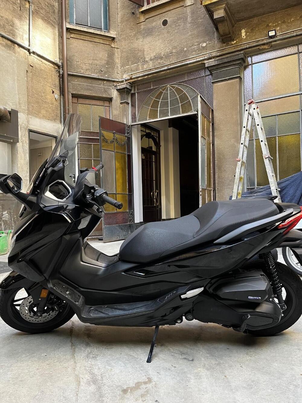 Honda Forza 350 (2025 - 26) (2)