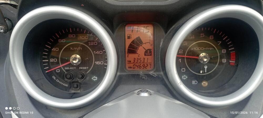 Yamaha X-Max 250 Sport (2011 - 13) (4)