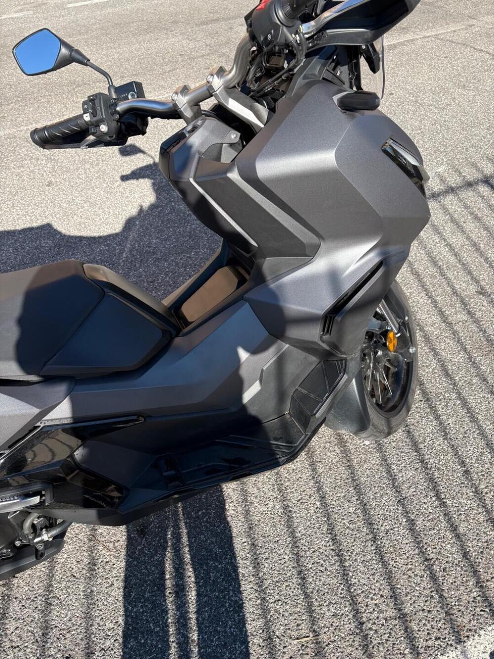 Honda ADV 350 (2022 - 24) (8)