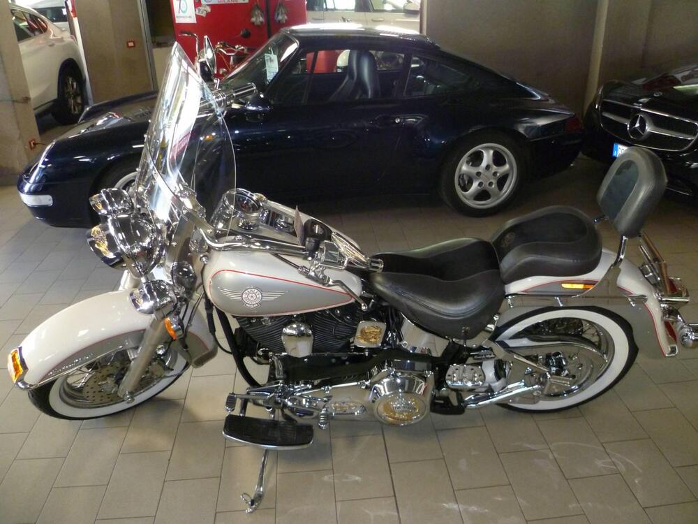 Harley-Davidson FLSTN HERITAGE SOFTAIL NOSTALGIA  (2)