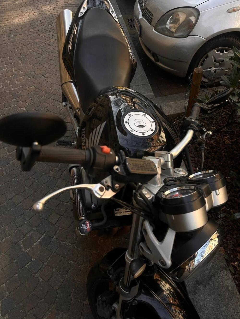 Honda Hornet 600 (2003 - 04) (4)