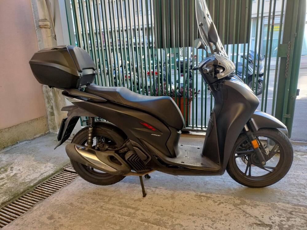 Honda SH 150i (2020 - 23) (3)