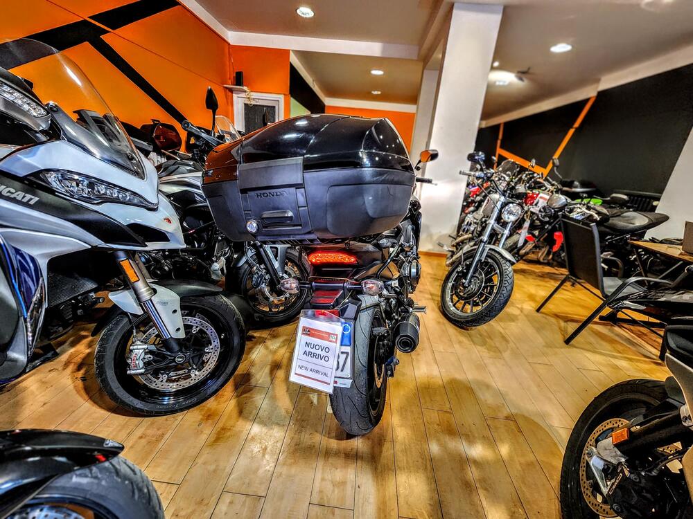 Honda CBF 1000 F (2010 - 13) (4)