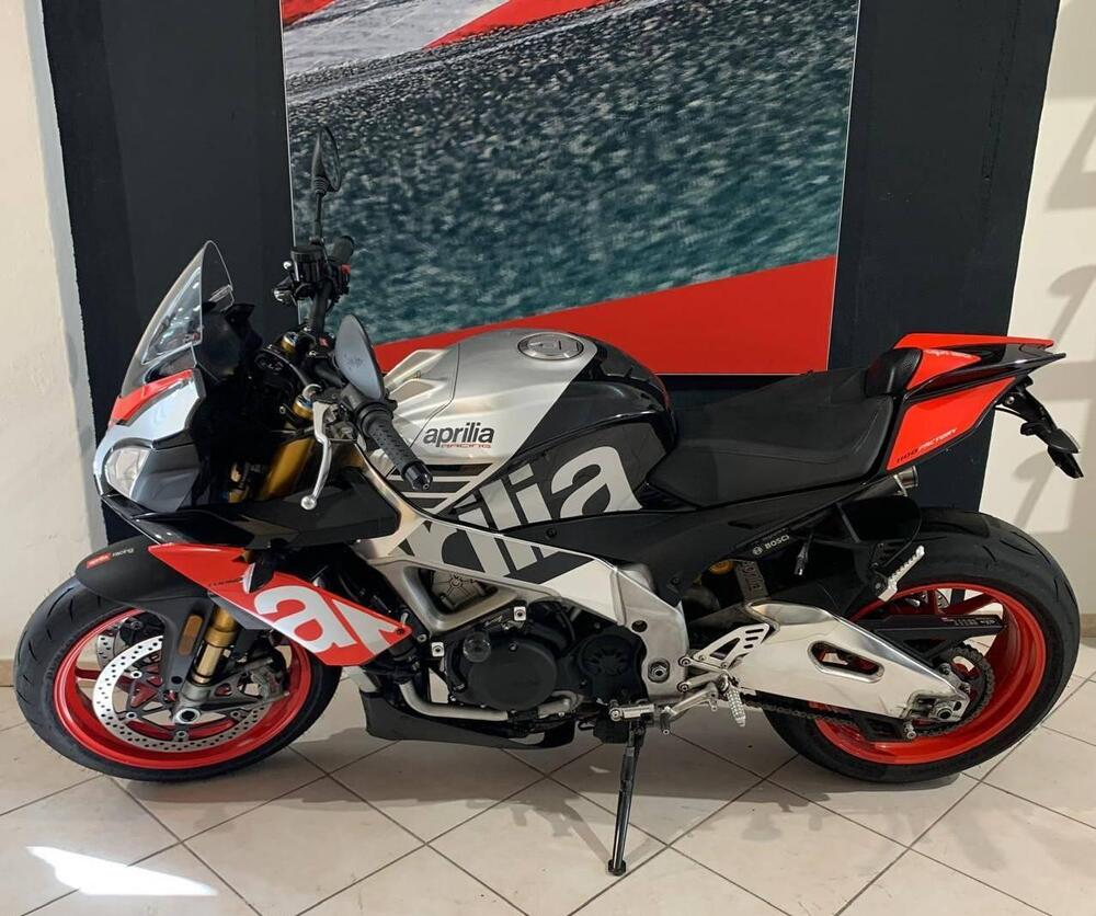 Aprilia Tuono V4 Factory (2017 - 18) (2)