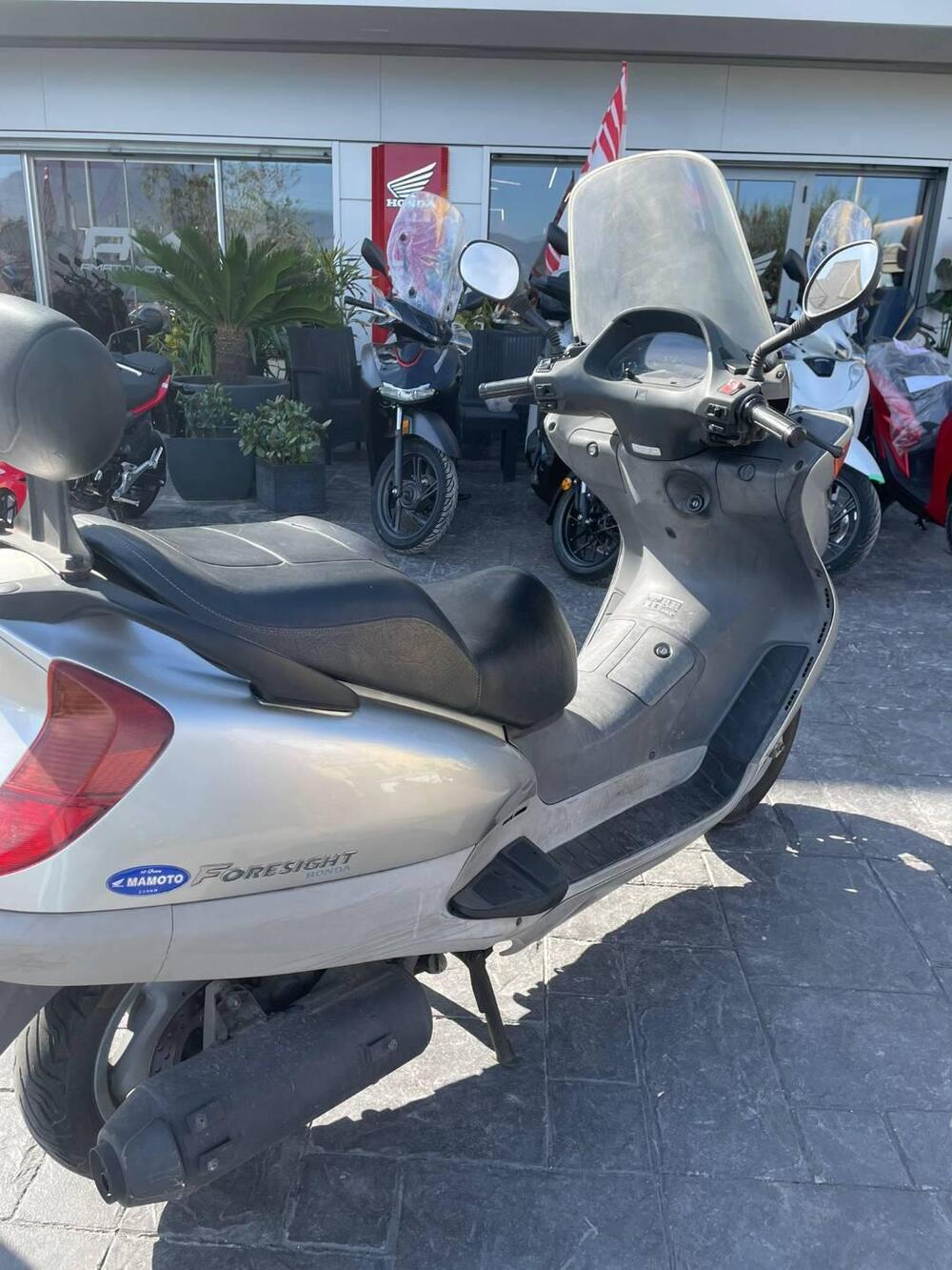 Honda Foresight (1998 - 2004) (4)