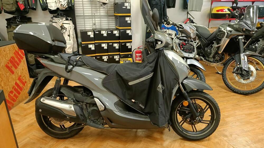 Honda SH 300 i ABS (2016 - 20) (6)