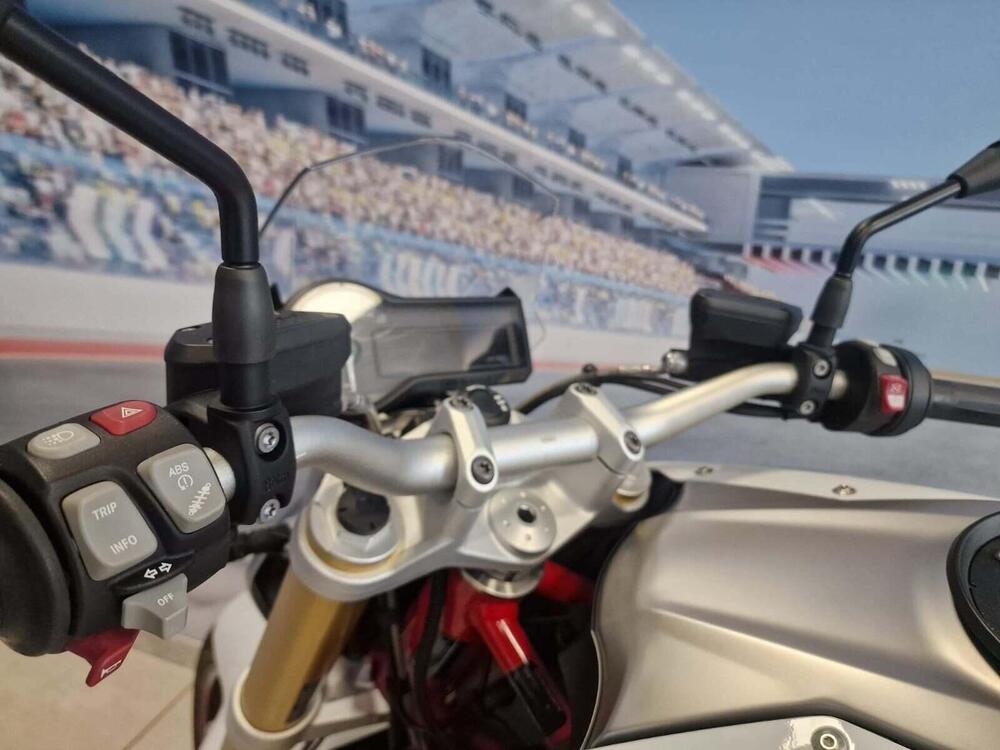 Bmw R 1200 R (2015 - 16) (16)