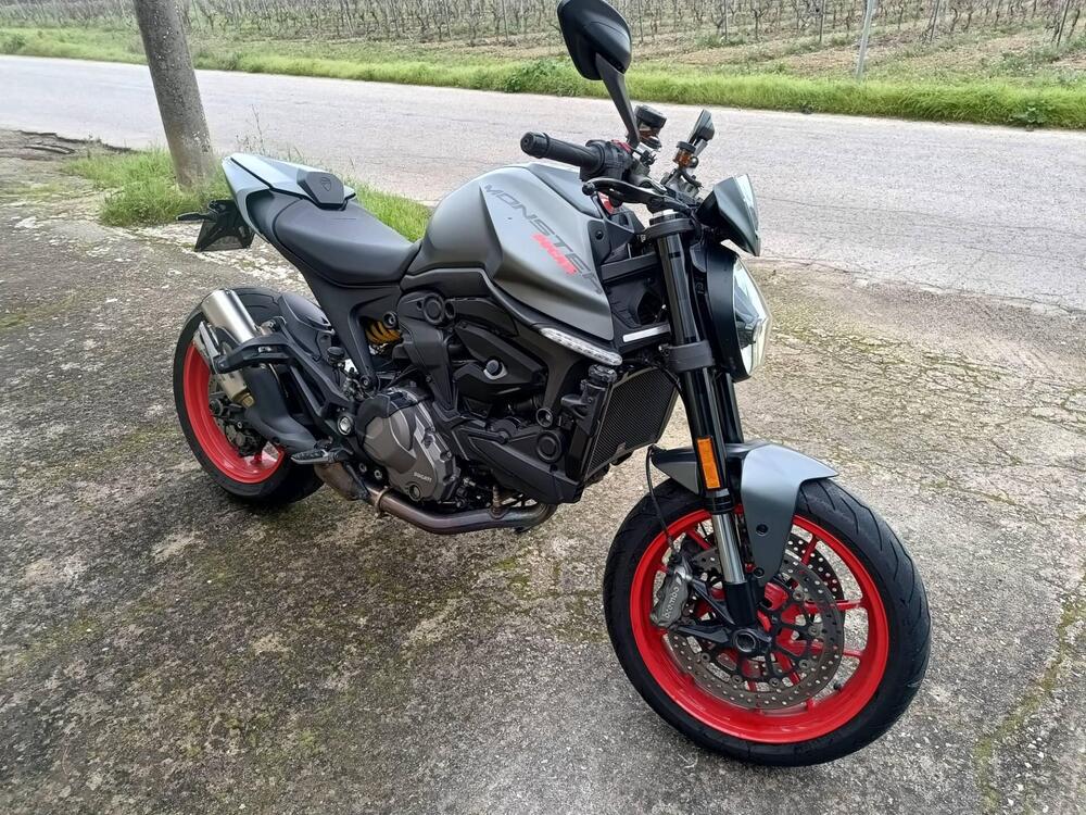 Ducati Monster 937 + (2021 - 25)