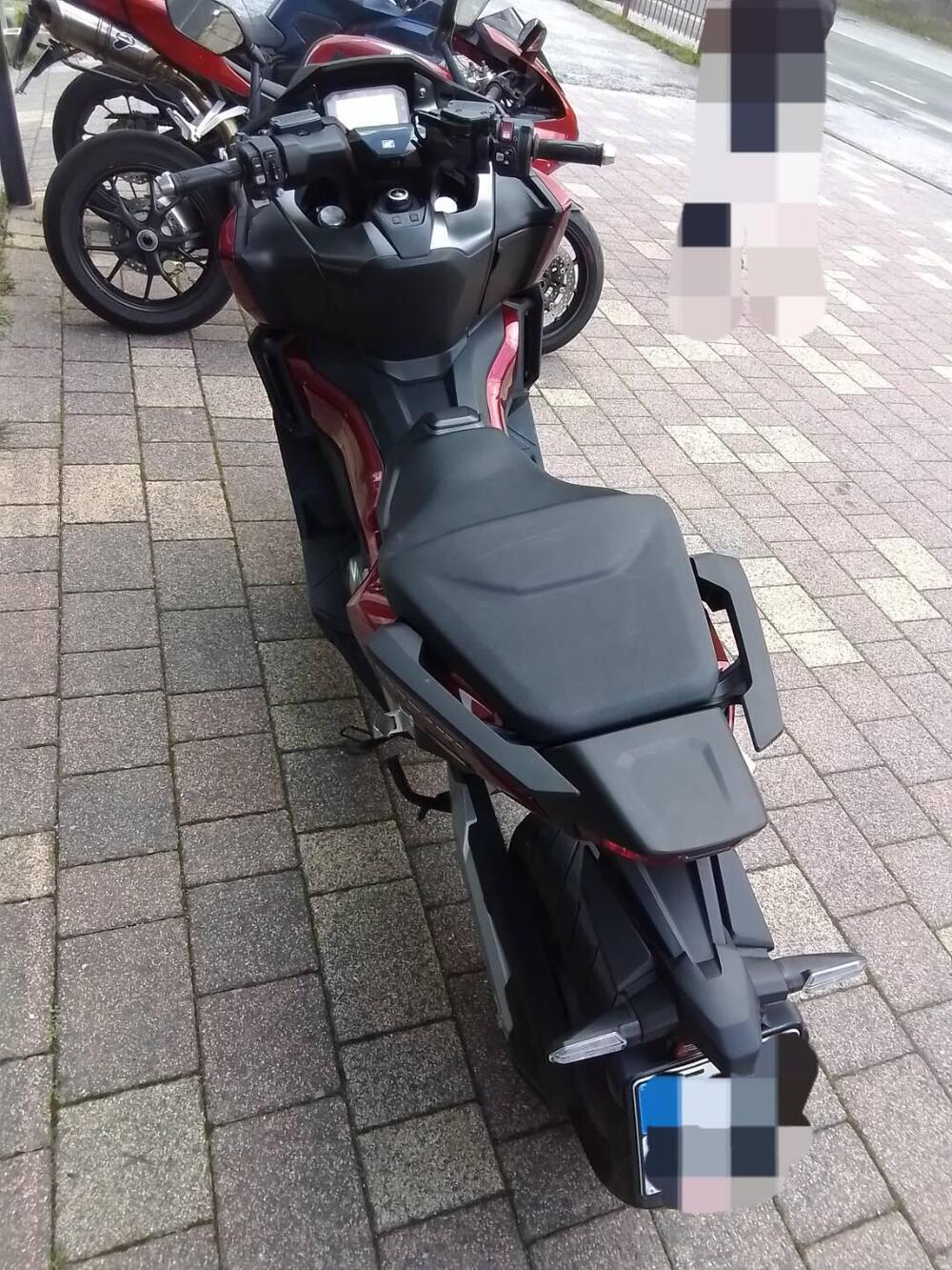 Honda Forza 750 DCT (2021 - 24) (10)