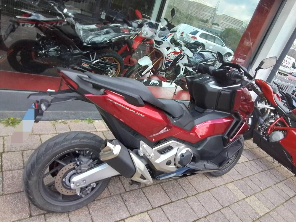 Honda Forza 750 DCT (2021 - 24) (11)
