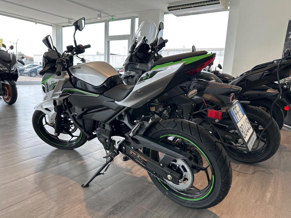 Kawasaki Z e-1 (2024 - 26) (2)