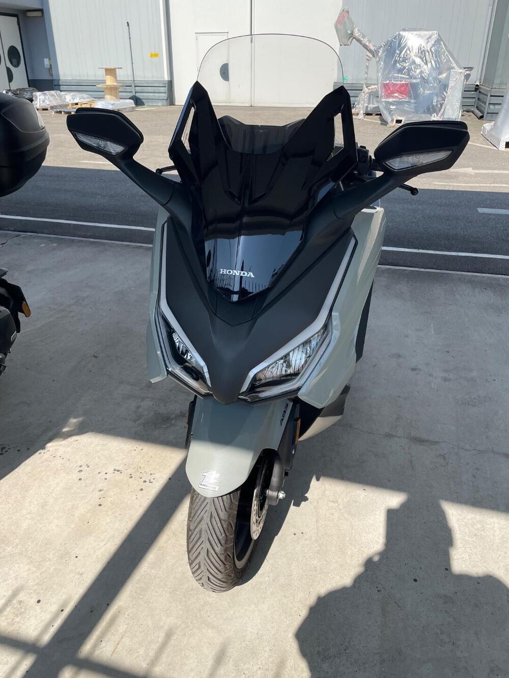 Honda Forza 350 (2022 - 24) (3)