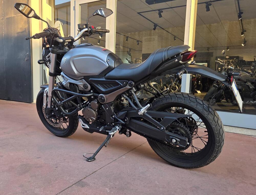 Voge Trofeo 300AC (2021 - 26) (10)