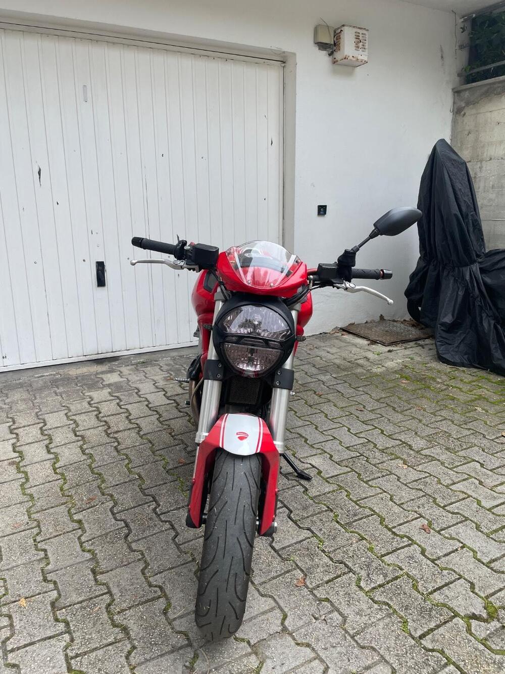 Ducati Monster 696 (2008 - 13) (2)