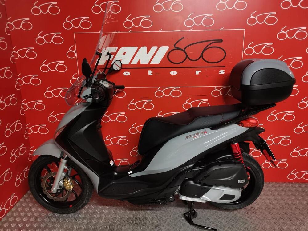 Piaggio Medley 150 ABS (2021 - 25) (3)