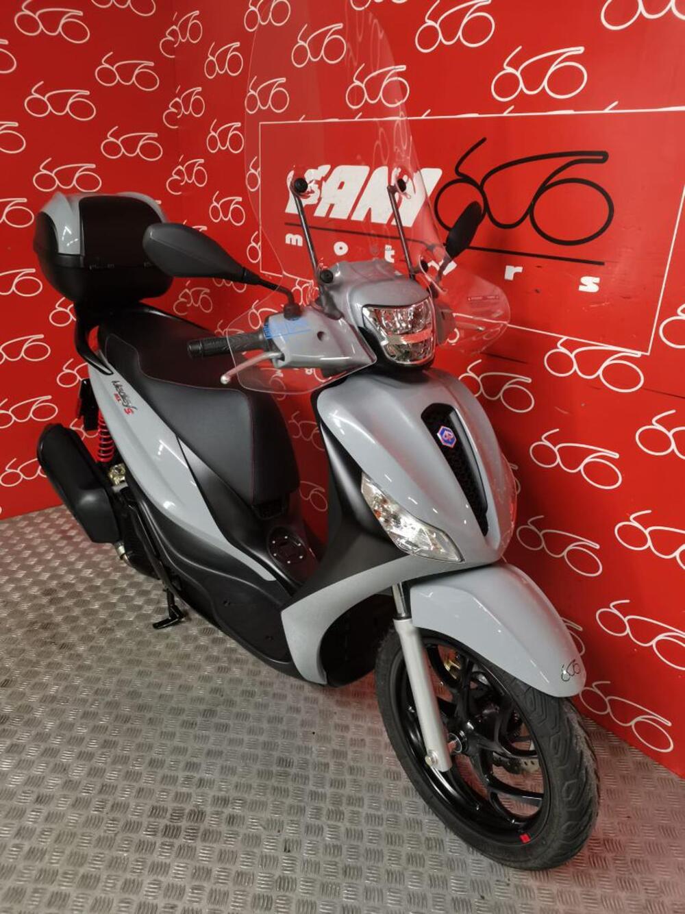 Piaggio Medley 150 ABS (2021 - 25) (2)