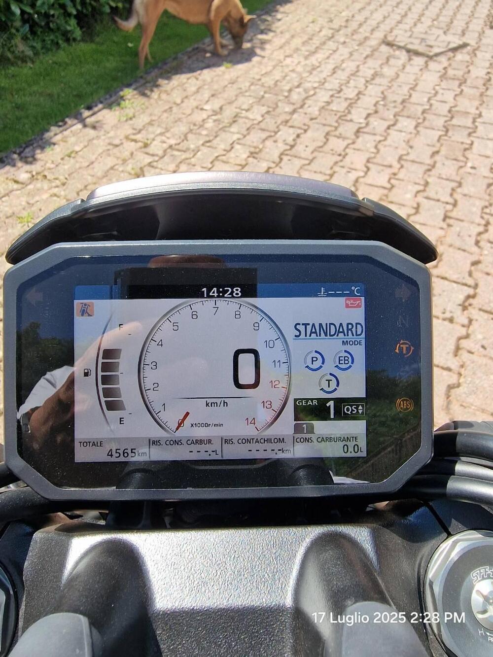 Honda CB 1000 R Black Edition (2021 - 25) (2)