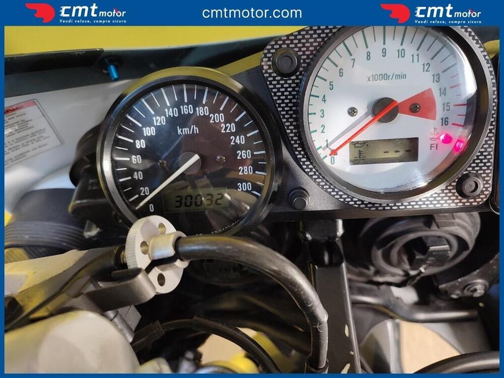 Suzuki GSX R 750 (1998) (5)