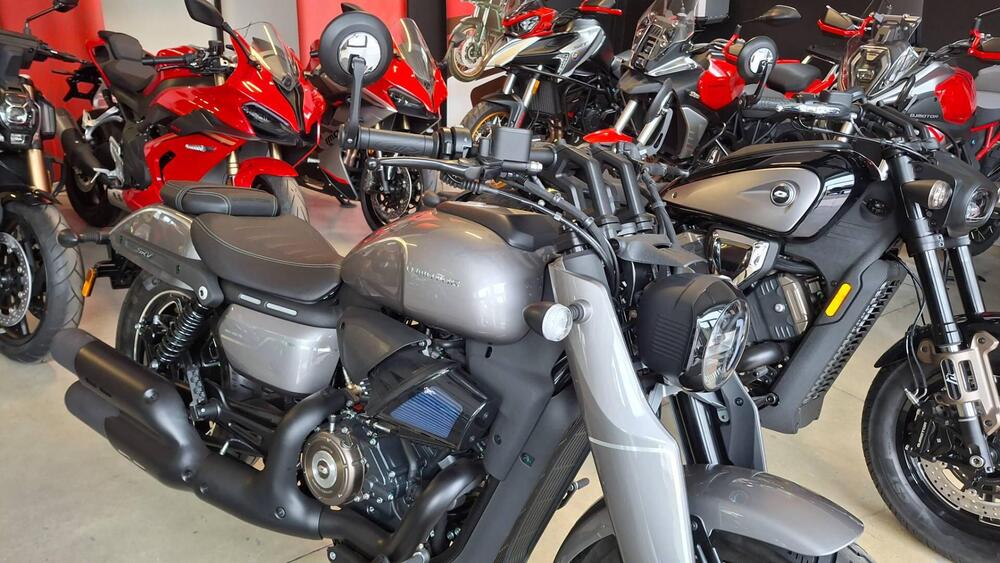 QJ Motor SRV 400 VS (2026) (5)