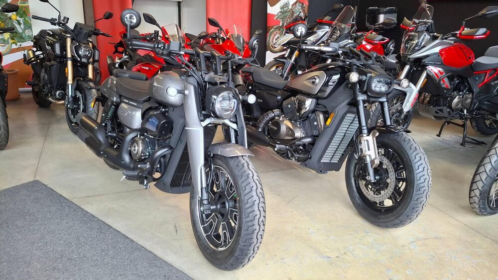 QJ Motor SRV 400 VS (2026) (6)