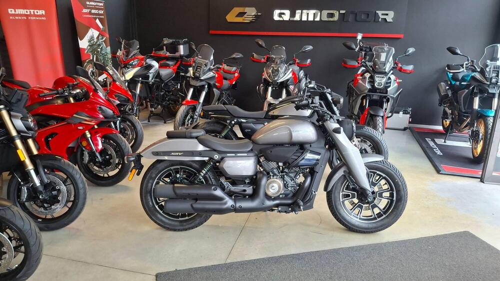 QJ Motor SRV 400 VS (2026)