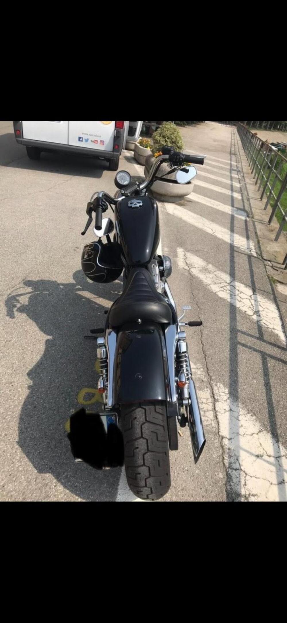 Harley-Davidson 883 SuperLow (2010 - 16) - XL 883L (4)