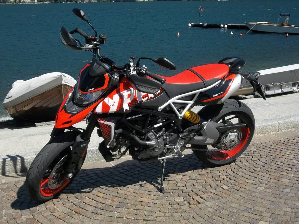 Ducati Hypermotard 950 RVE (2022 - 25) (2)
