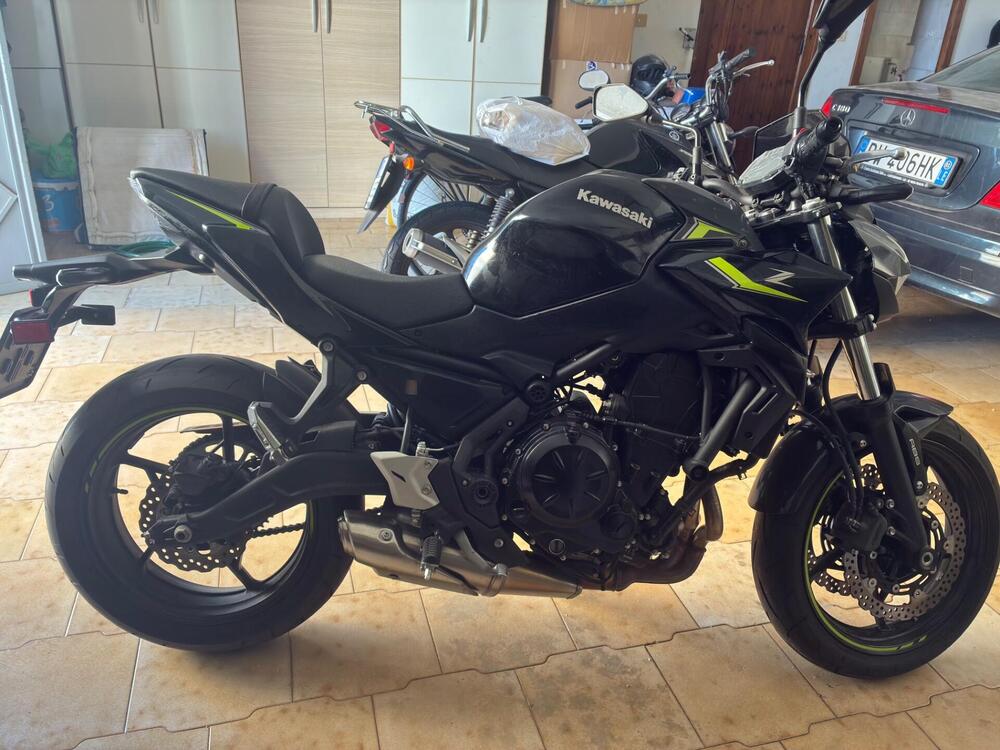 Kawasaki Z 650 (2021 - 24) (8)