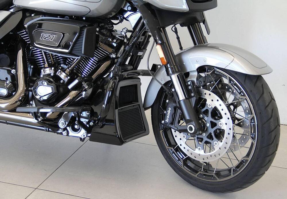 Harley-Davidson CVO Street Glide (2023) (2)