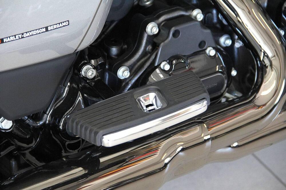 Harley-Davidson CVO Street Glide (2023) (5)