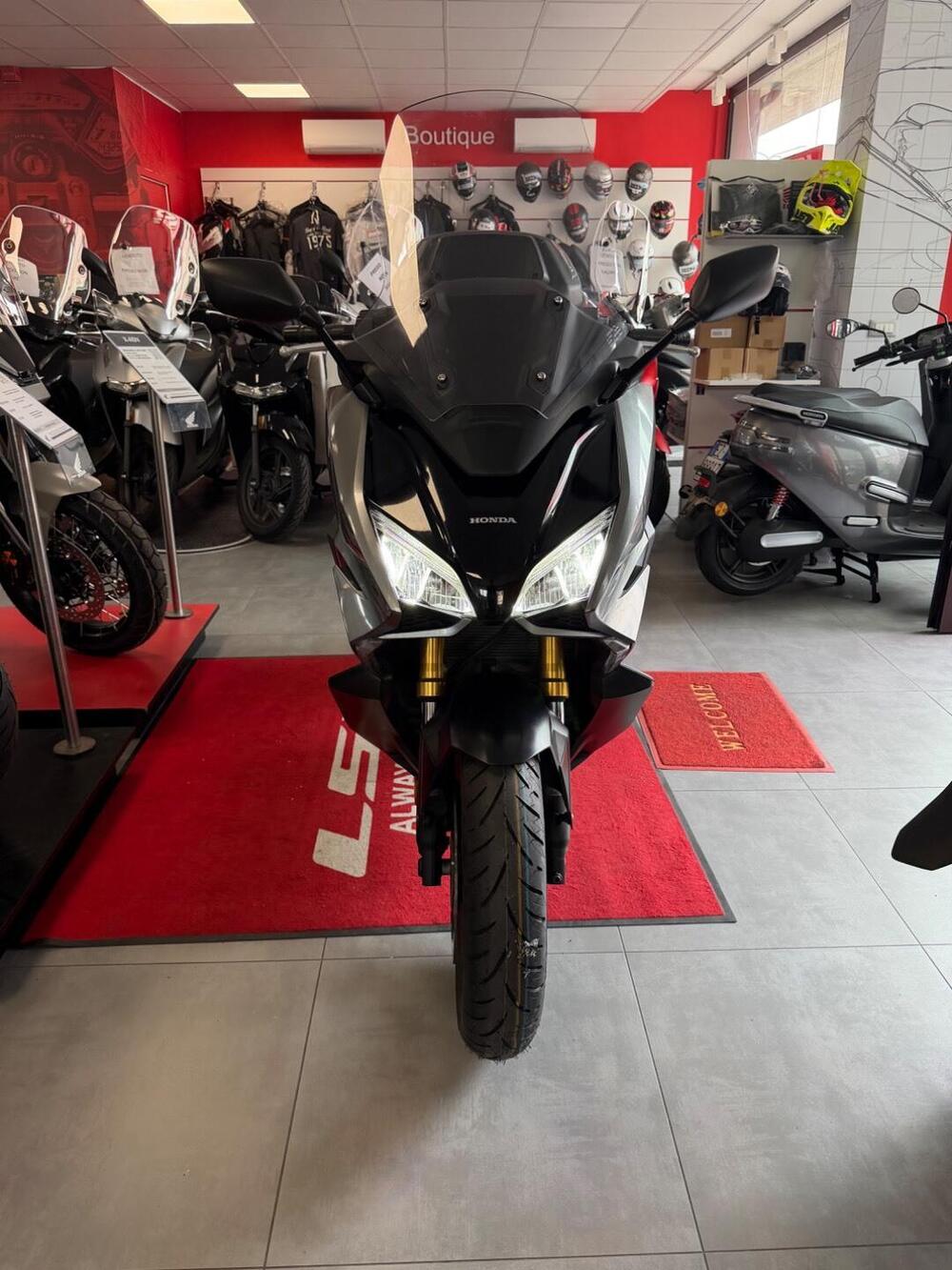 Honda Forza 750 DCT (2021 - 24) (3)