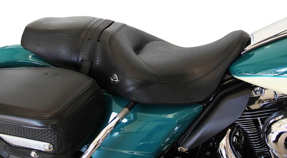 Harley-Davidson 1584 Road King Classic (2007 - 11) - FLHRCI (9)