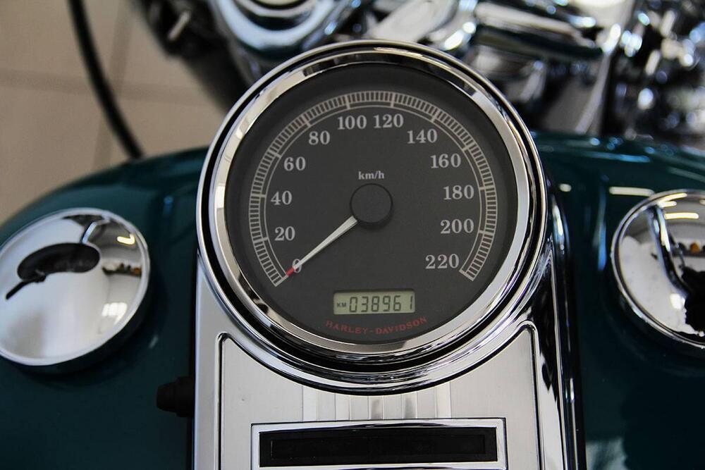 Harley-Davidson 1584 Road King Classic (2007 - 11) - FLHRCI (10)