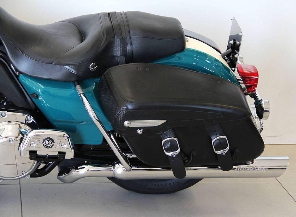 Harley-Davidson 1584 Road King Classic (2007 - 11) - FLHRCI (12)